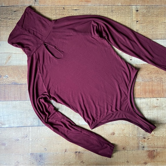 Cupio Turtleneck Bodysuit Long Sleeve M - Picture 9 of 10